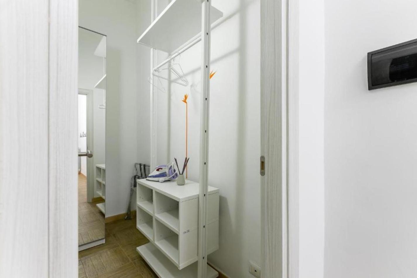 - Trastevere Train Station - Wifi Apartment